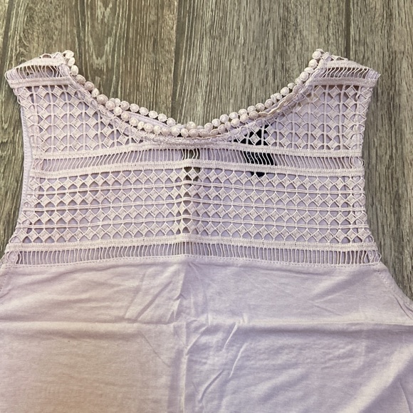 2/$15 H&M Spring Tank - Picture 2 of 5